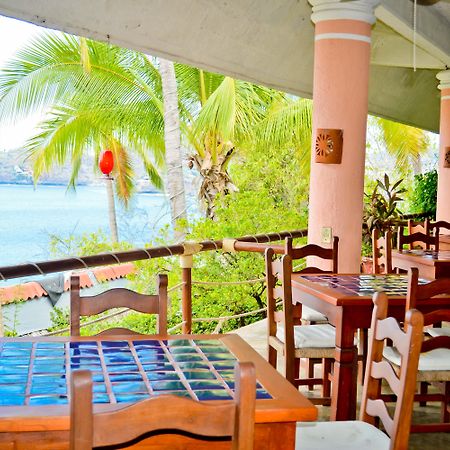 Hotel Catalina Beach Resort Zihuatanejo Dış mekan fotoğraf