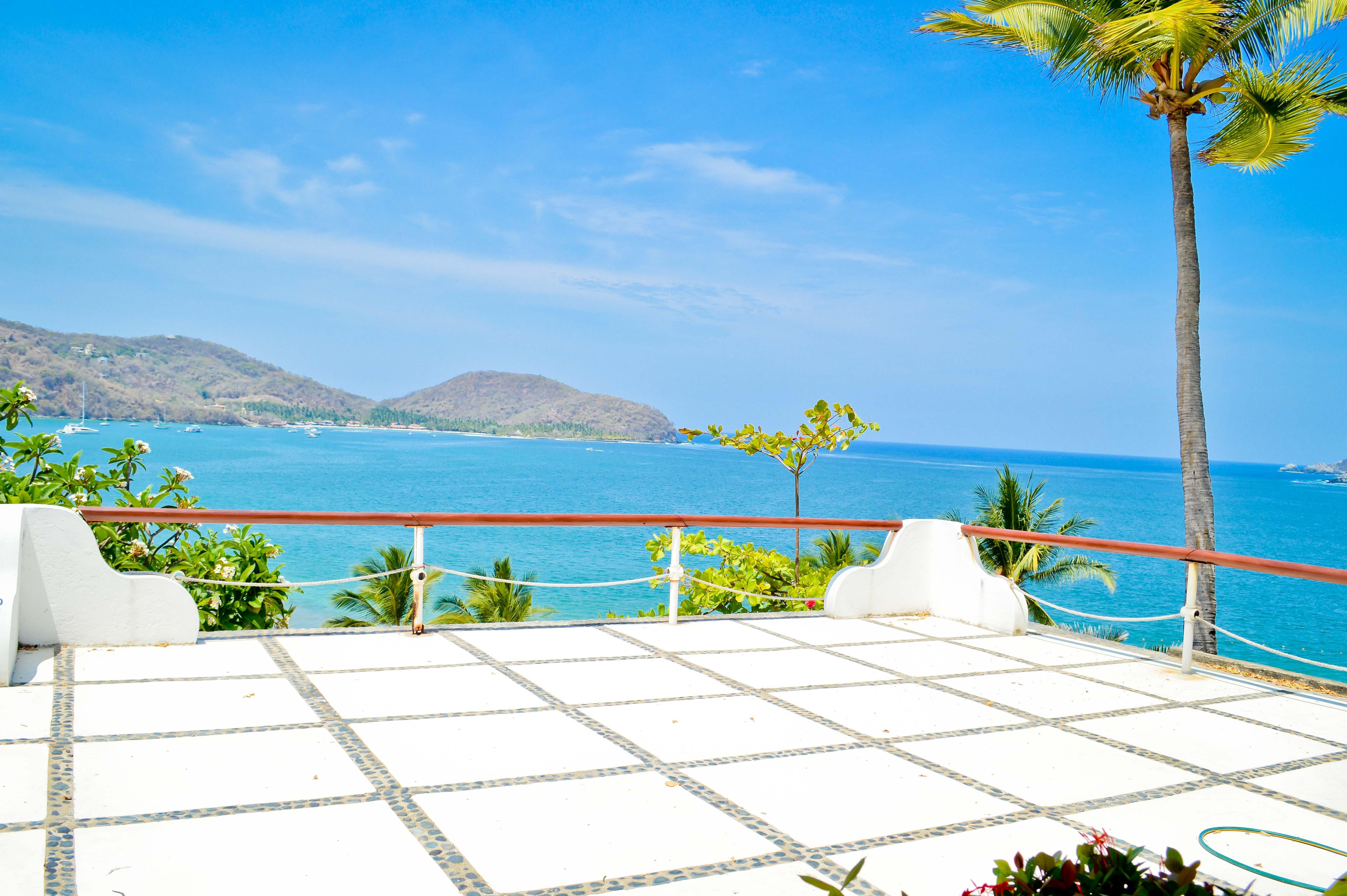 Hotel Catalina Beach Resort Zihuatanejo Dış mekan fotoğraf