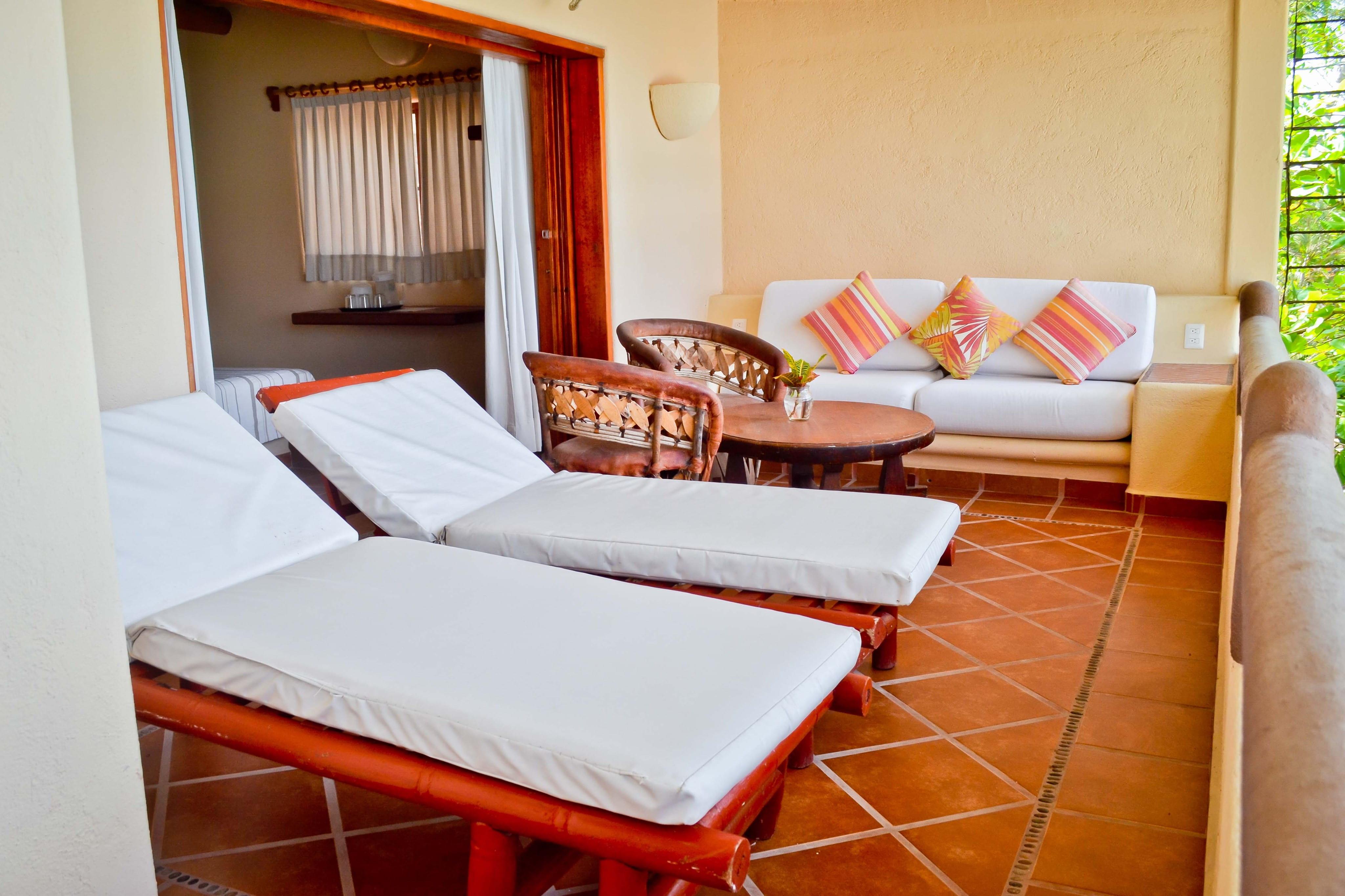 Hotel Catalina Beach Resort Zihuatanejo Dış mekan fotoğraf