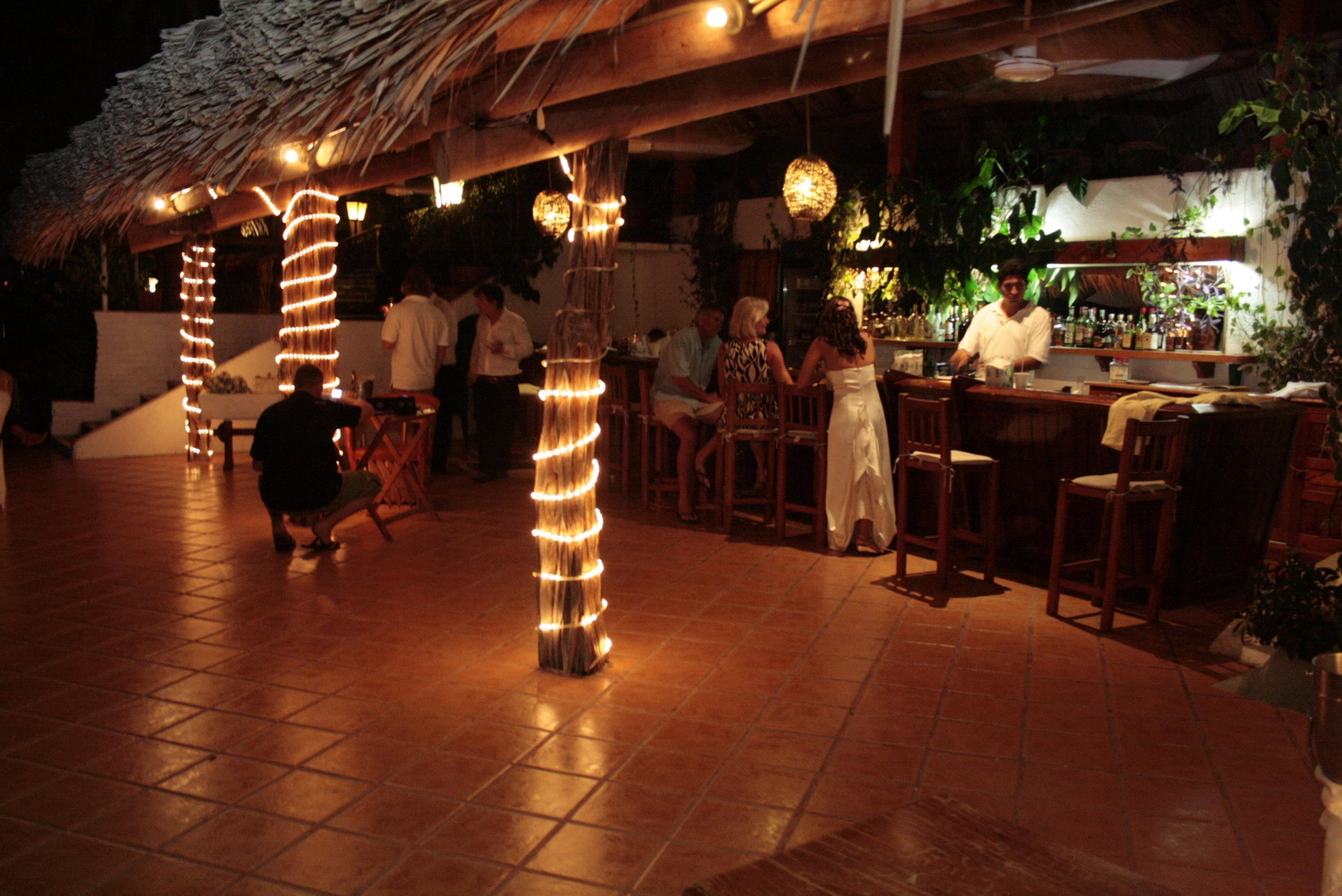 Hotel Catalina Beach Resort Zihuatanejo Dış mekan fotoğraf