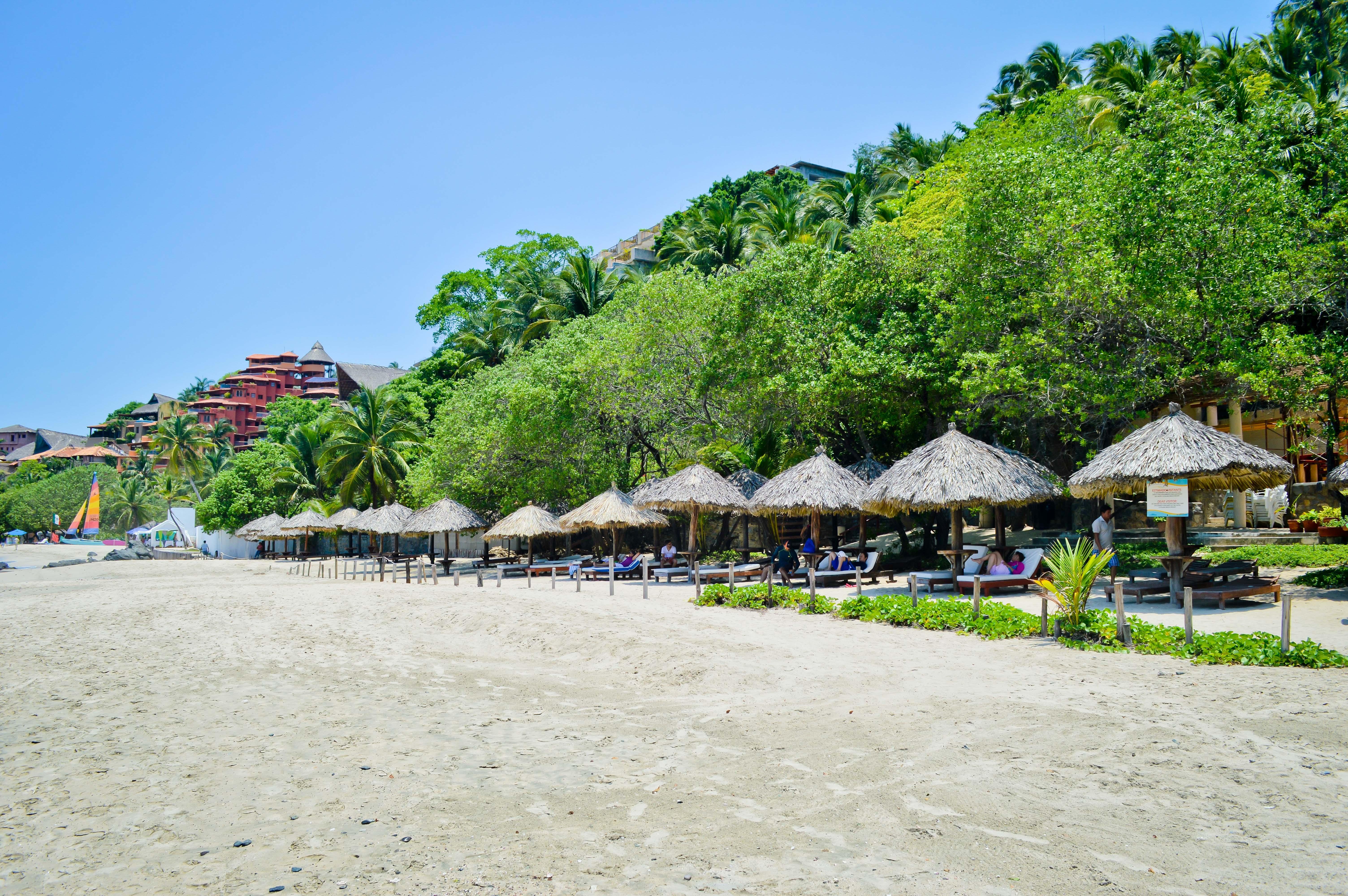 Hotel Catalina Beach Resort Zihuatanejo Dış mekan fotoğraf