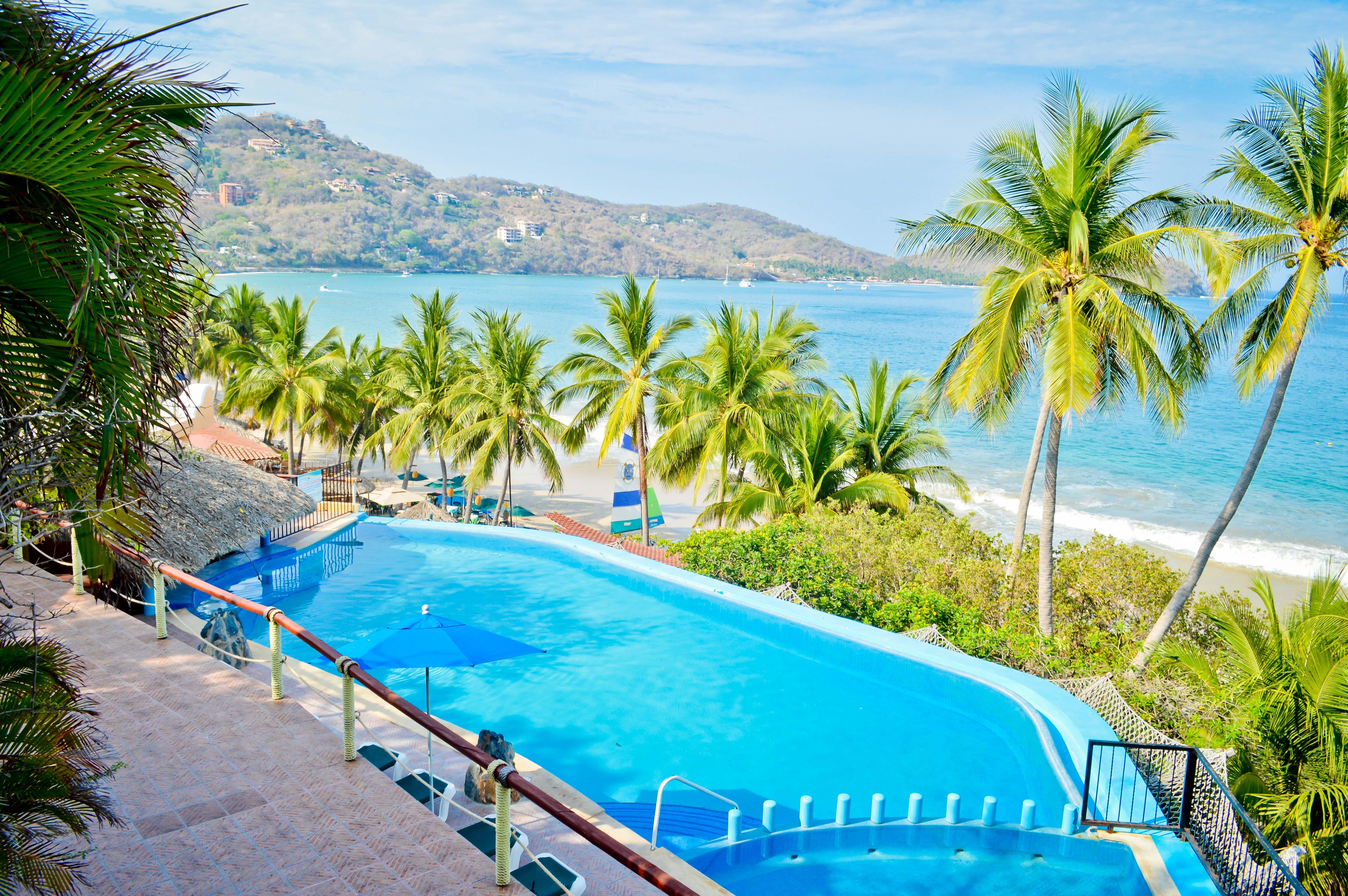 Hotel Catalina Beach Resort Zihuatanejo Dış mekan fotoğraf