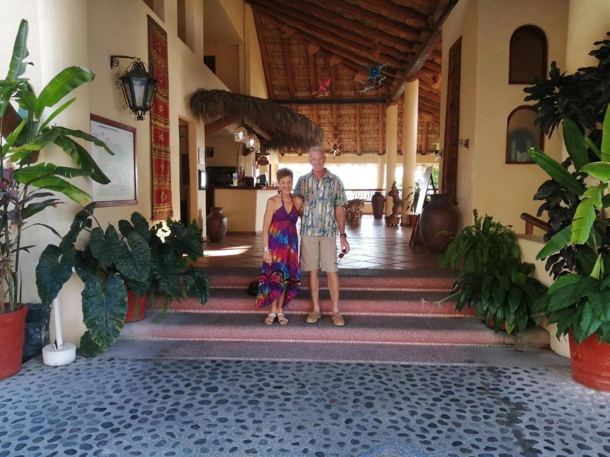 Hotel Catalina Beach Resort Zihuatanejo Dış mekan fotoğraf